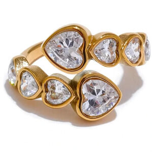 Diva Crystal Heart 18K Gold Stainless Steel Waterproof Ring